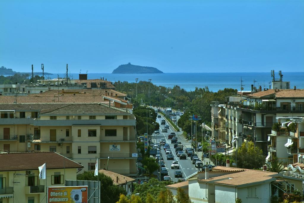 B&B Lavinium Scalea Exterior foto